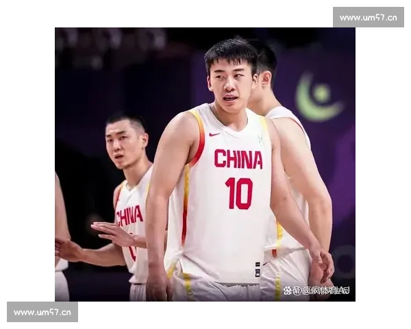 篮球激情对决:巅峰对抗,明星球员齐聚一堂,谁能笑傲赛场勇夺冠军 - 副本 - 副本 (2)